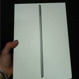 Apple IPad ninth 9th generation 64 GB